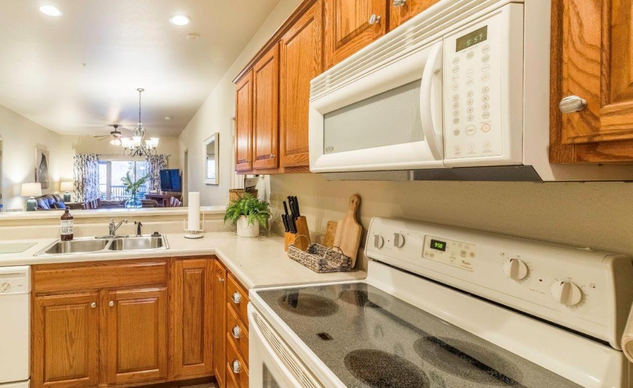 Pools Sleeps 10 Close To 76 Silver Dollar City 0502 Branson Bagian luar foto