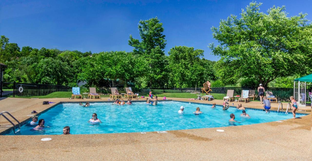 Pools Sleeps 10 Close To 76 Silver Dollar City 0502 Branson Bagian luar foto